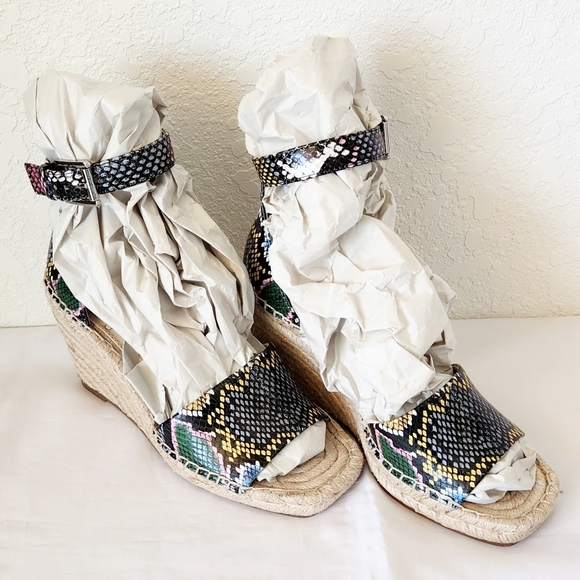 Vince Camuto Maaza Snake Print Wedges - Picture 2 of 11